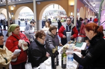 Catas y degustaciones en el mercado de Santo Domingo