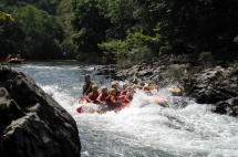 Rafting para los jóvenes de Pamplona