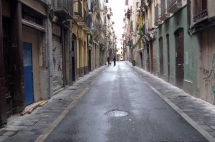 Se hacen arreglos en el asfaltado de Jarauta, en el marco del desarrollo global de la manzana piloto de Mayor 20.