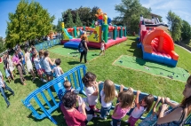 Los parques de Ciudadela, Taconera, Aranzadi y Arrosadía acogen cuatro picnics populares con actuaciones, música e hinchables