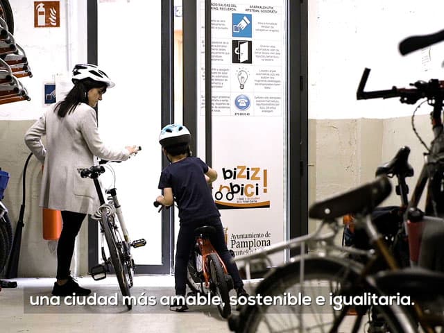 Auzotarrendako bizikleta-aparkalekuak