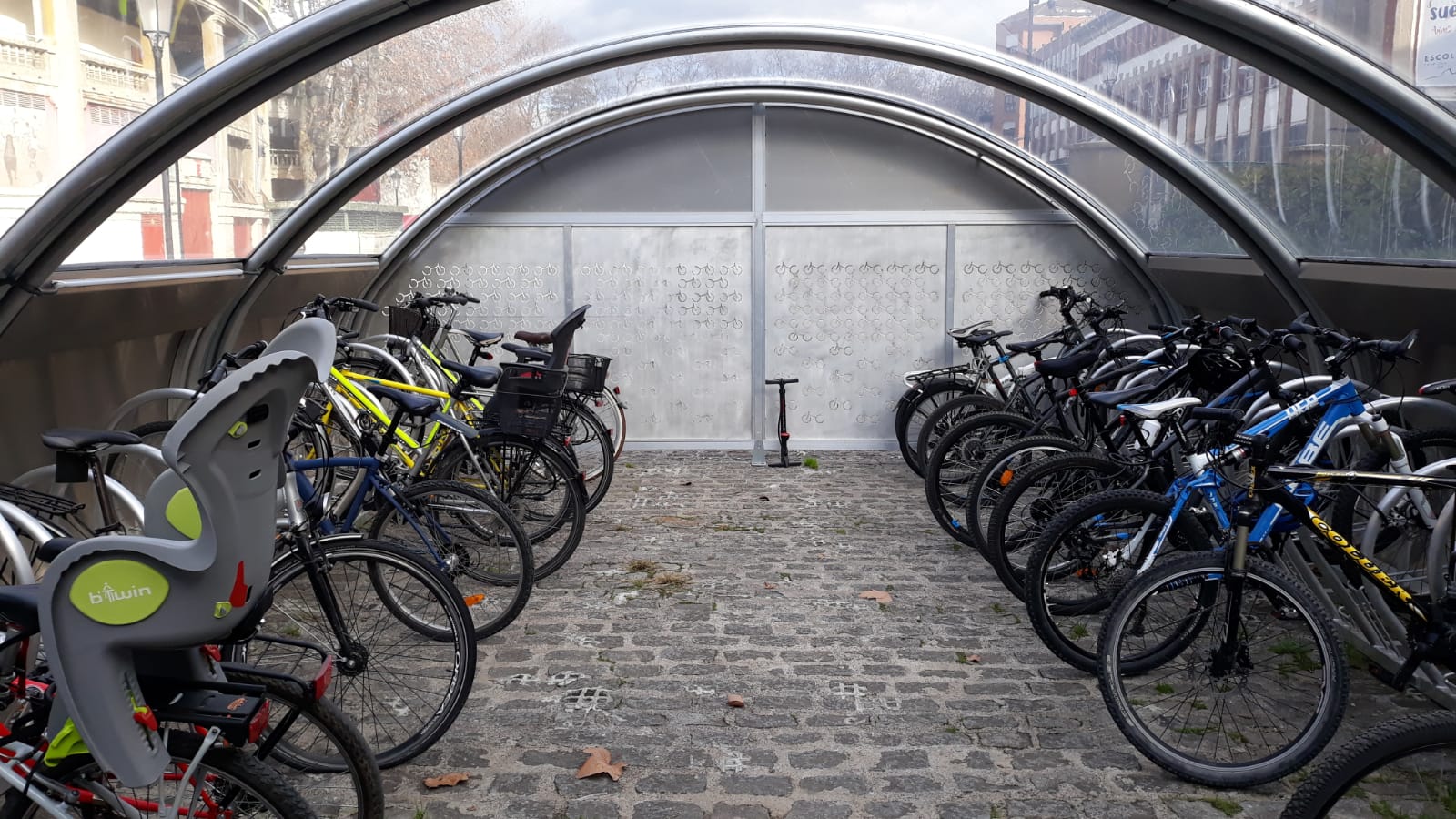Aparcamiento bicis