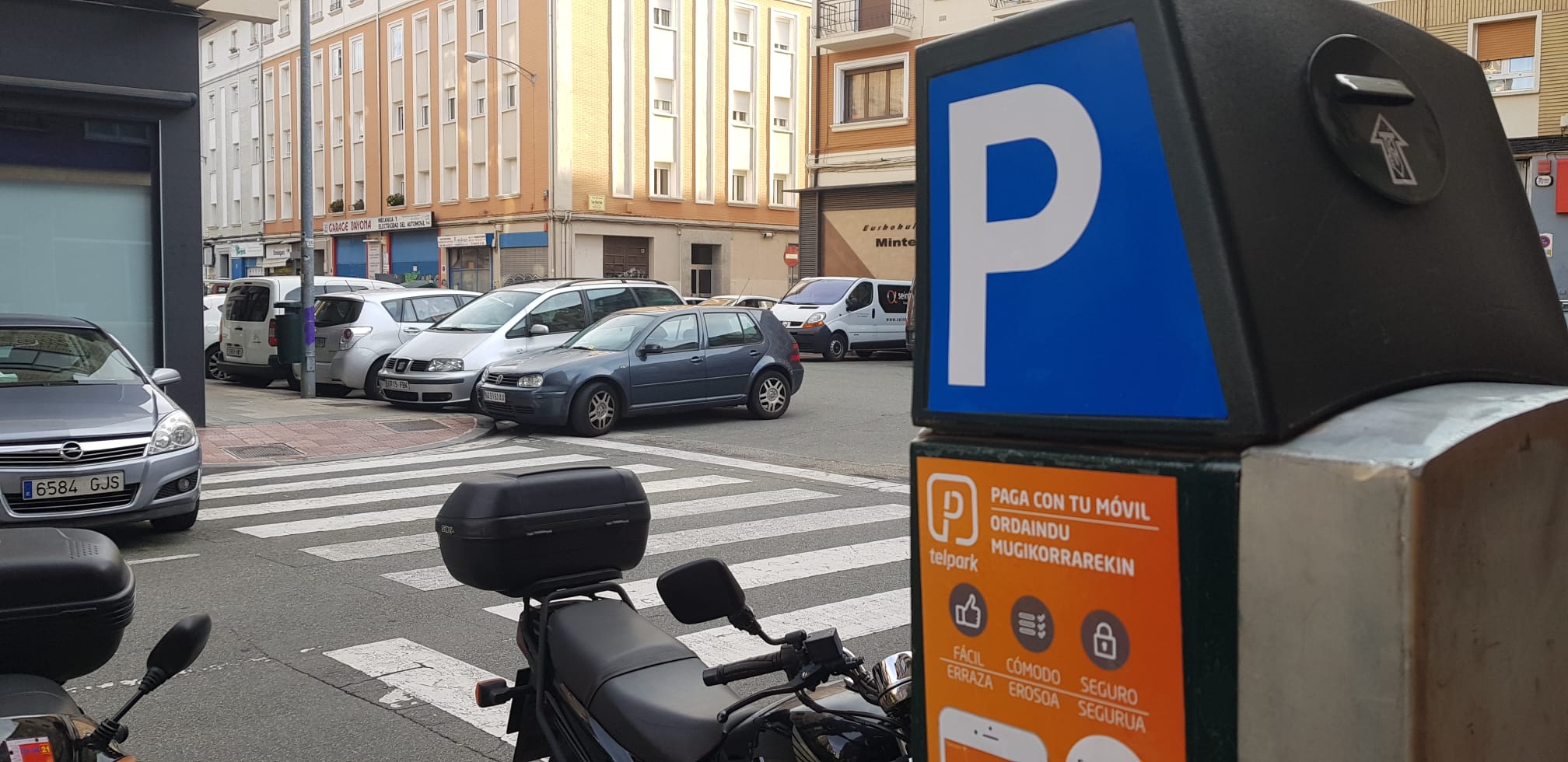 zona azul rochapea