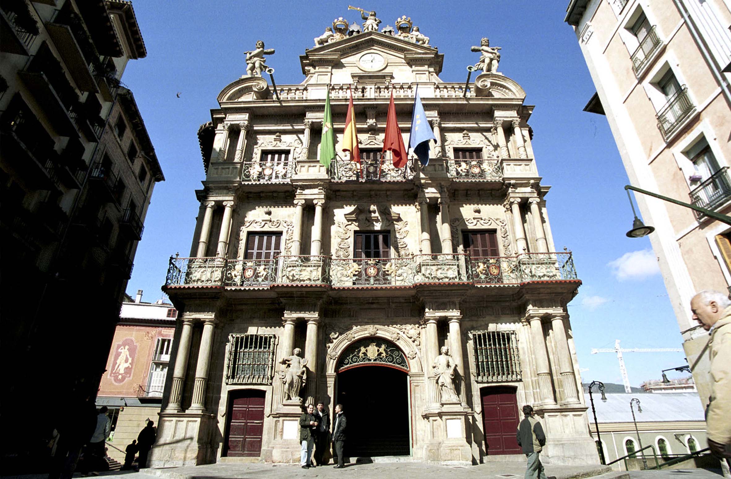 fachada del ayuntamiento de Pamplona
