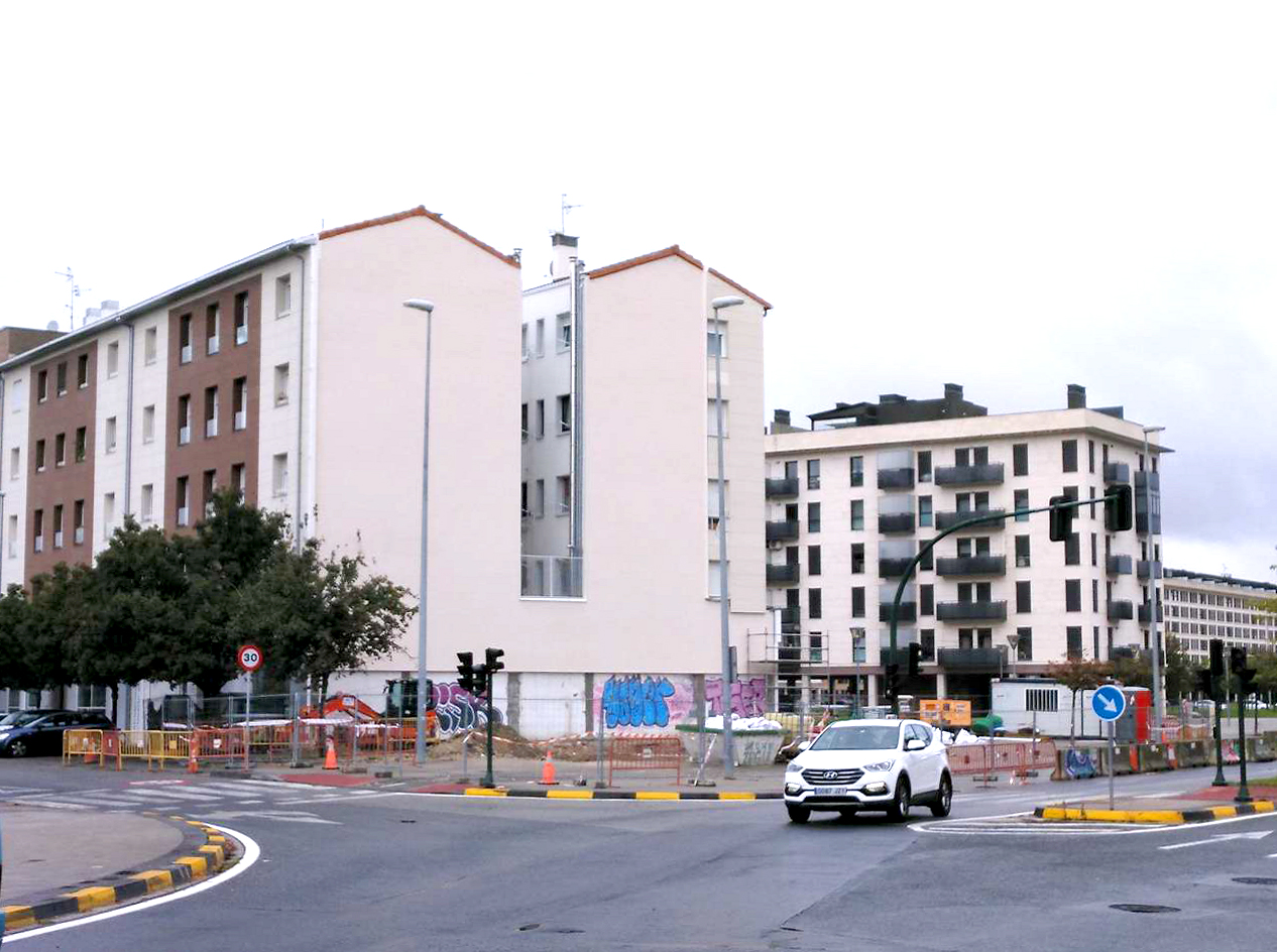 Edificio calle Ferrocarril