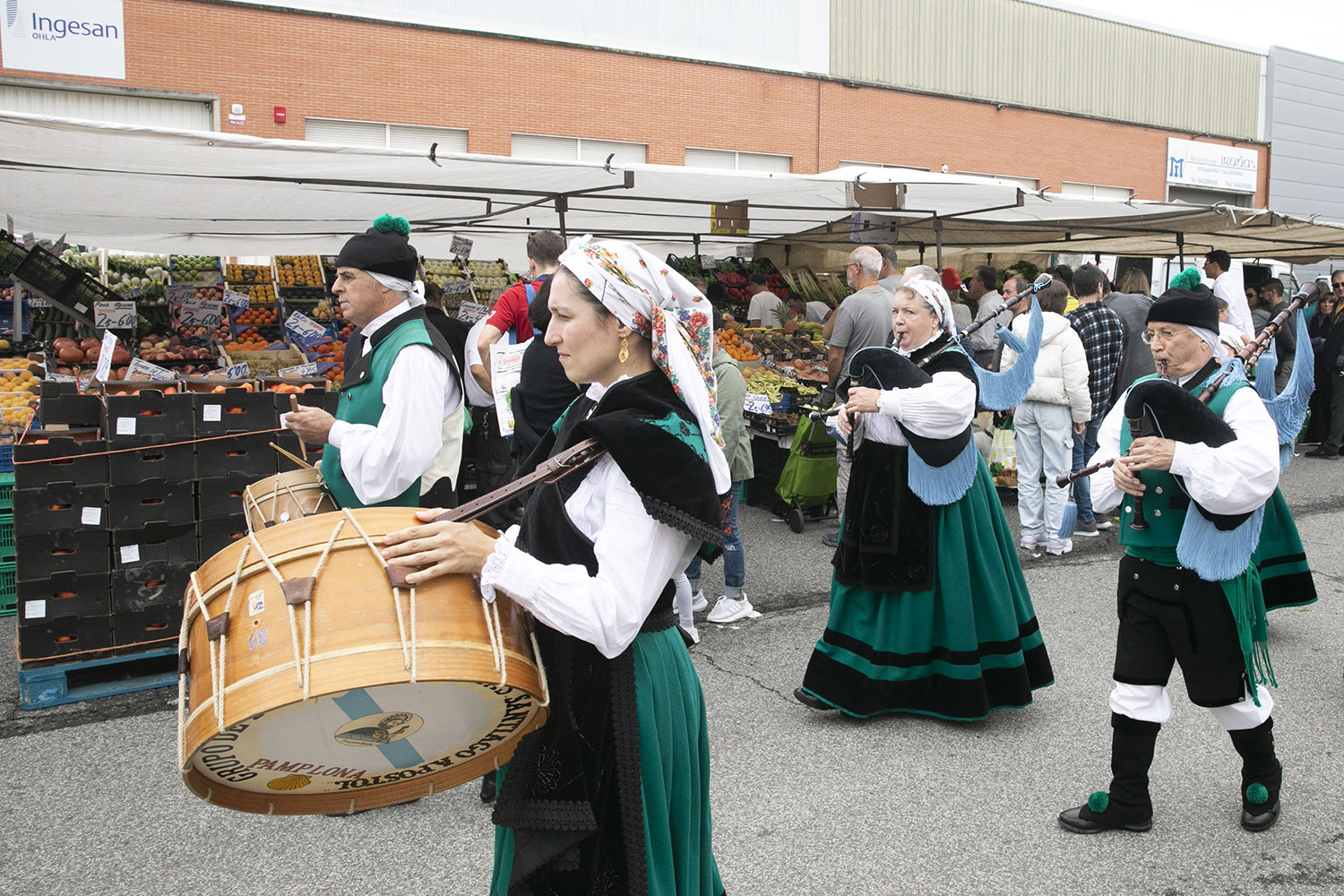 mercadillo de Landaben
