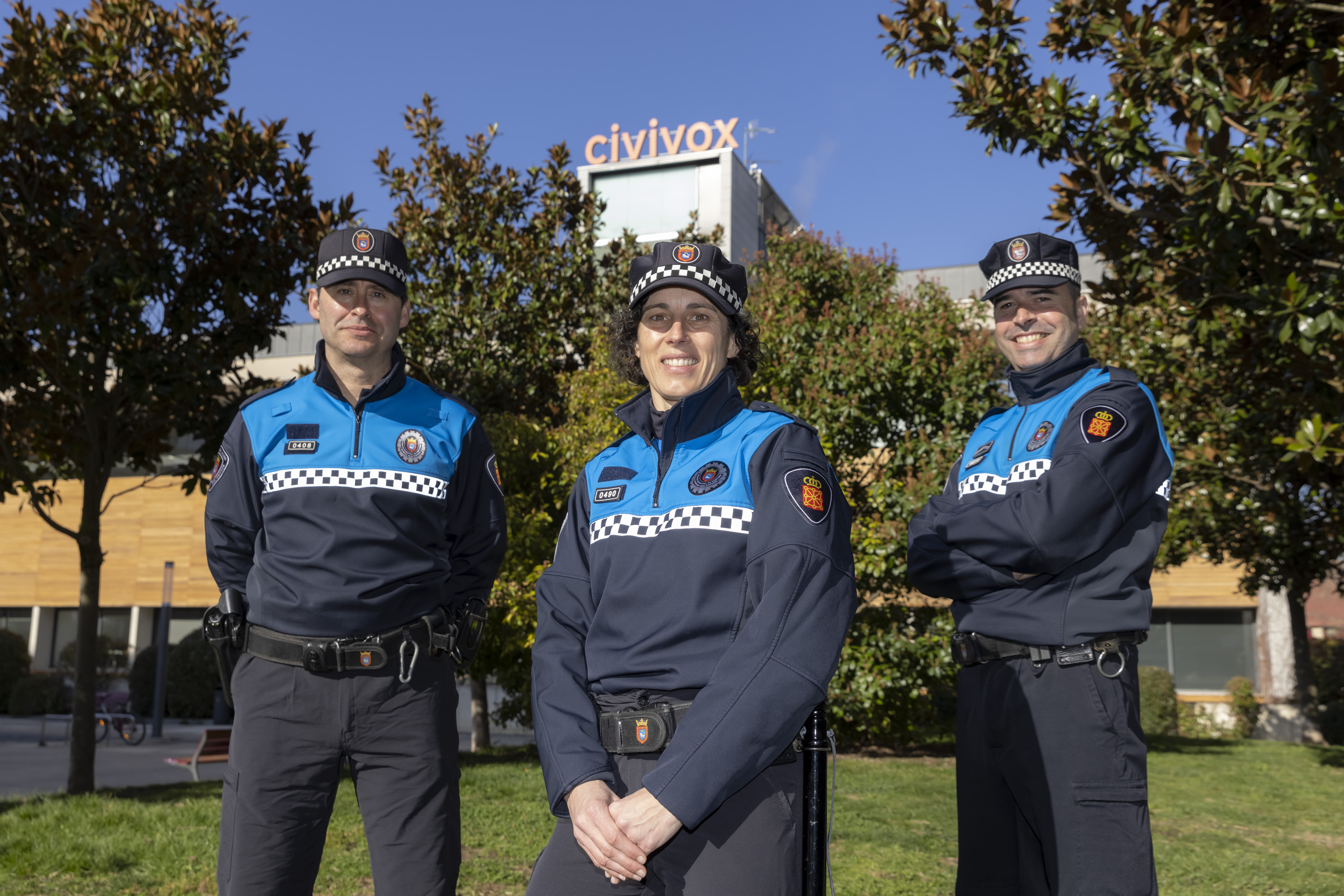 policía