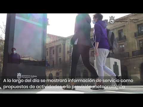 Nuevo mupi digital en la Plaza del Castillo