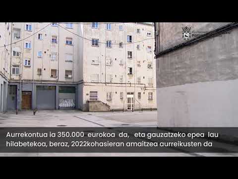 Hobekuntzak Oscoz taldeko plazan Arrotxapean