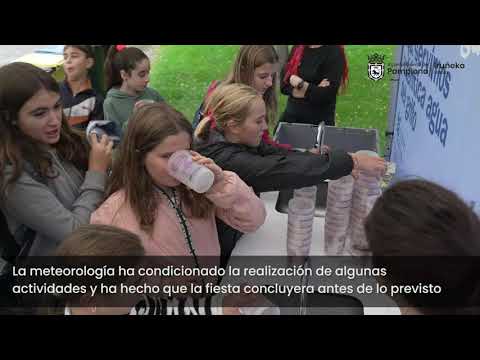 700 niños y niñas de Primaria y Secundaria celebran, pese a la lluvia, la Bicicletada Escolar