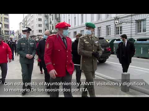 Placas en memoria de víctimas de ETA