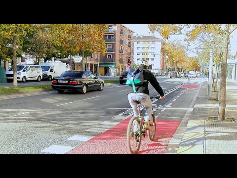La Rochapea ya cuenta con un eje norte-sur de carril bici 