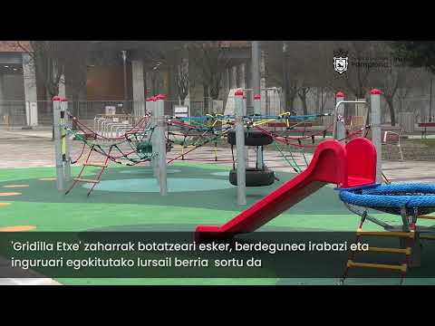 Visita al nuevo espacio surgido del derribo de casas Gridilla (euskera)