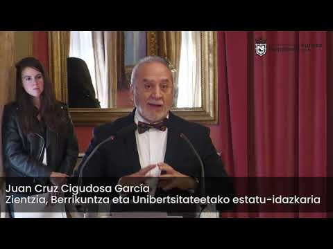 Hitzarmena sinatzea - CSIC