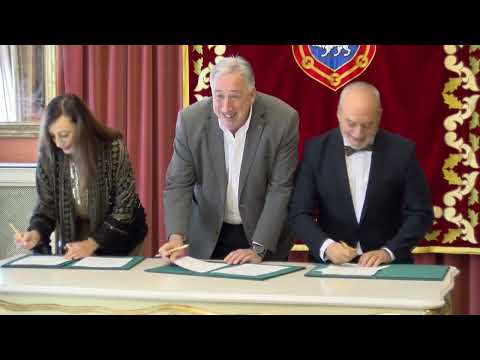 Firma convenio Ayuntamiento de Pamplona - CSIC para construir un Instituto de Agrobiotecnología