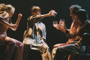 teatro_en_euskera_-_bi_baso_bat_ur_-_ent.jpg