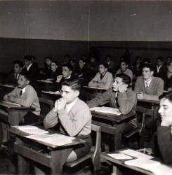 aula plaza de la cruz 1960