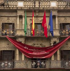 recogida lona no sanfermin