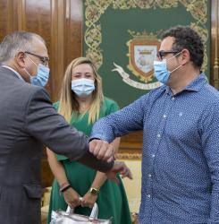 Ayuntamiento y DYA renuevan su convenio