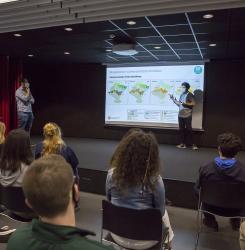 charla