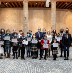 Entrega premios tarjetas navideñas 