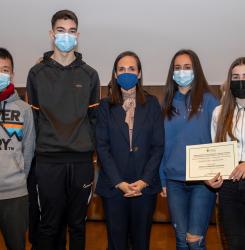 Entrega premios tarjetas navideñas 