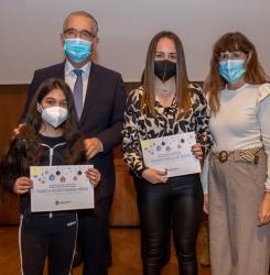 Entrega premios tarjetas navideñas 