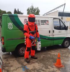 traje_avispas.jpg