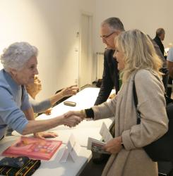Visita de la comisión de Asuntos Ciudadanos al centro comunitario Plazara
