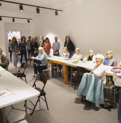 Visita de la comisión de Asuntos Ciudadanos al centro comunitario Plazara
