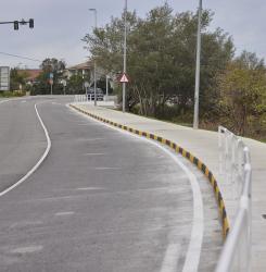 carretera y acera