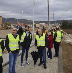 La Comisión de urbanismo camina entra las obras