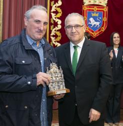recepción saltoki triatlón