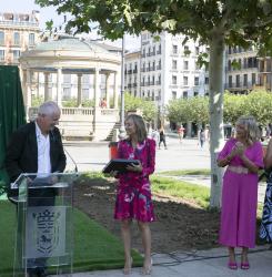 inauguracion_escultura_privilegio_e5a5289.jpg