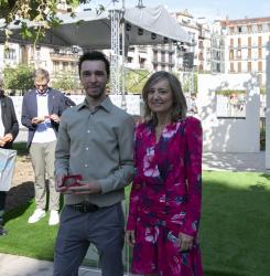 inauguracion_escultura_privilegio_e5a5513.jpg