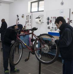 Programa ‘Reciclo’ arregla bicicletas