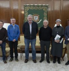 Reunión del alcalde de Pamplona con la Asociación de Municipios del Camino de Santiago