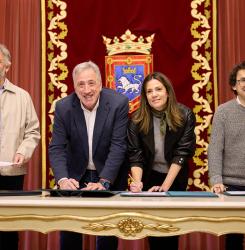 Firma acuerdo presupuestario