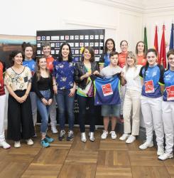 rueda_de_prensa_pelota_femeno_1.jpg