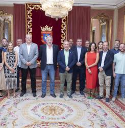 foto INSIGNIA DE ORO FEDERACION NAVARRA PELOTA VASCA
