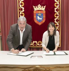 foto firma convenio vivienda
