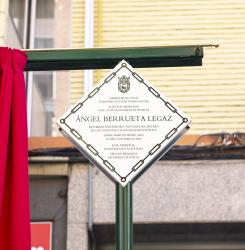 foto homenaje Berrueta