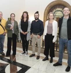 foto reunión abogado de Colombia