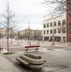 Plaza Roja Rochapea