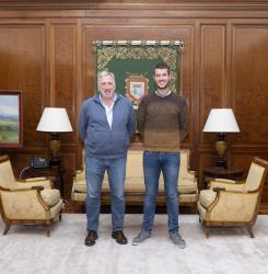 1_reunion_con_el_alcalde_de_berriozar_dsc_9443.jpg