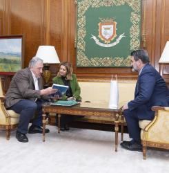 3_encuentro_con_la_consulesa_general_de_rumania_dsc_8831.jpg