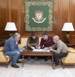 1_reunion_con_el_alcalde_de_berriozar_dsc_9443.jpg