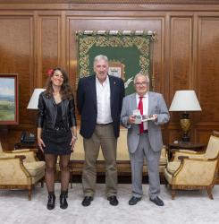 2_despacho_alcaldia_firma_convenio_osasuna_dsc_7384.jpg