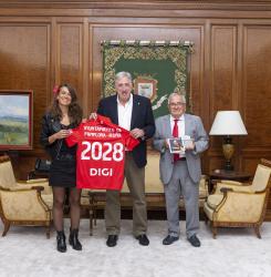 3_despacho_alcaldia_firma_convenio_osasuna_dsc_7393.jpg
