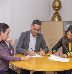 firma_del_convenio_fundacion_solera_zaloa_basabe_dsc_9744.jpg